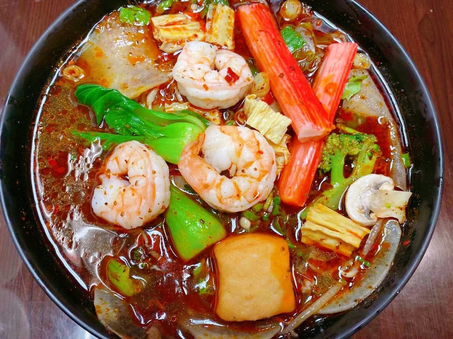 Ruyi Hand Pulled Noodle by null
