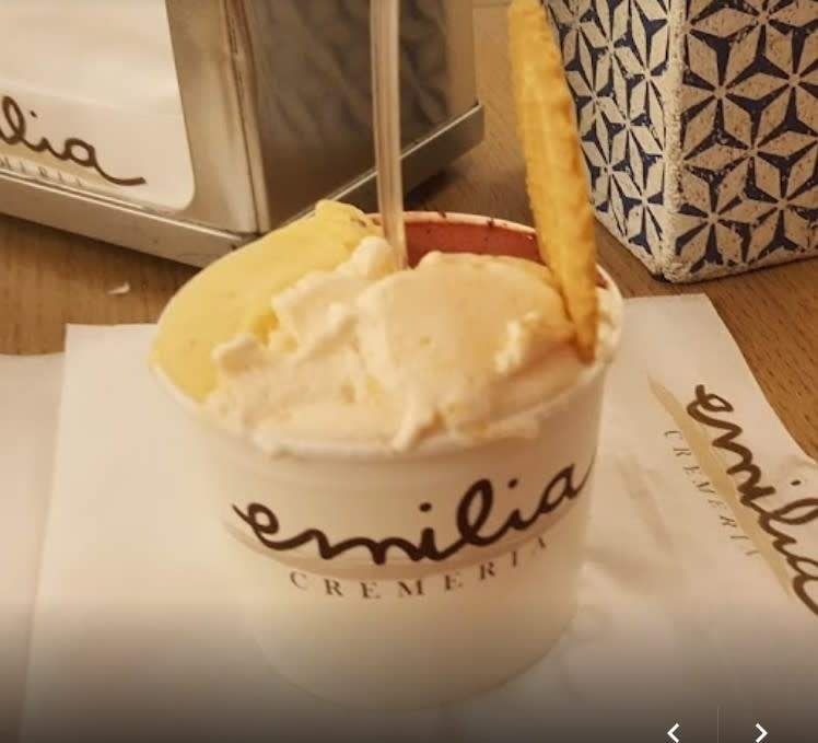 Gioelia Cremeria by null