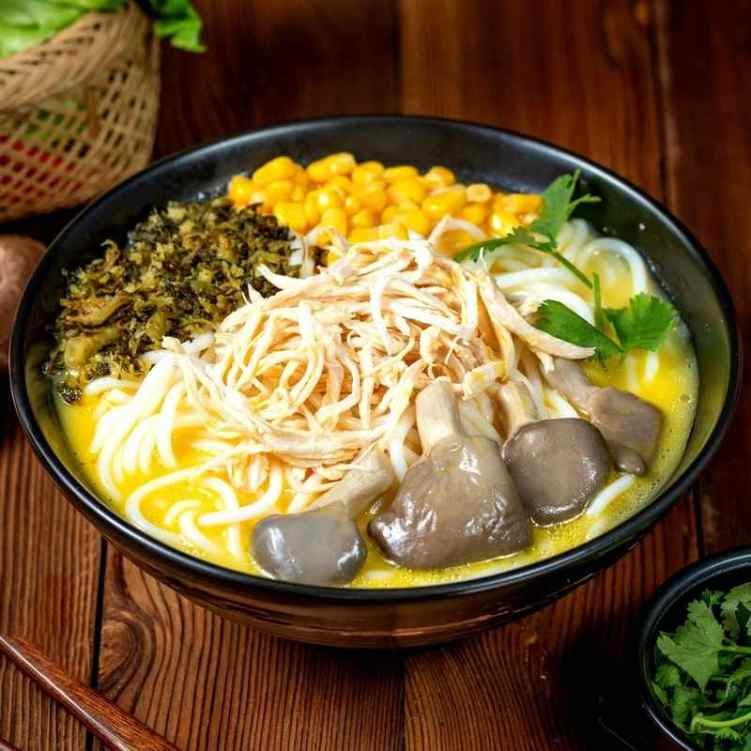 Wen's noodle and Ramen 云南米线和拉面 by null