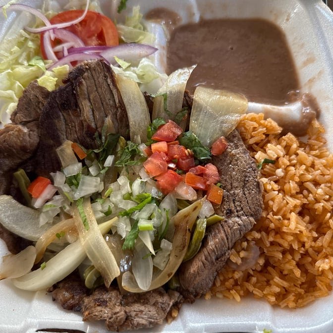 Los Corrales by null