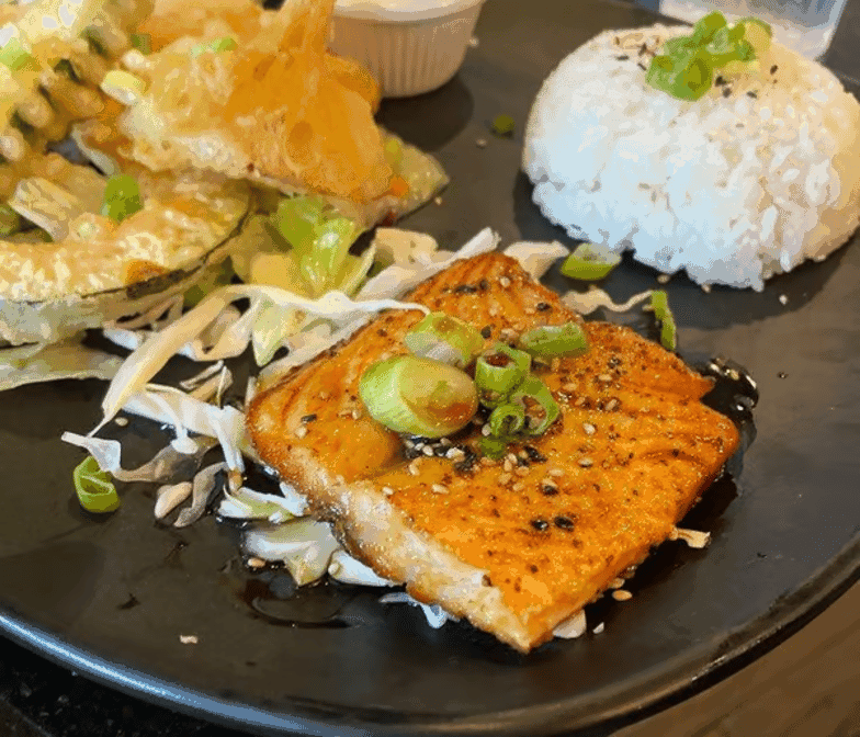 Itto Sushi Downtown by null