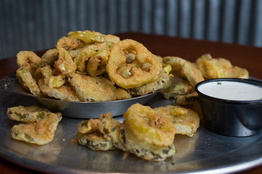 Charleston Sports Pub by null