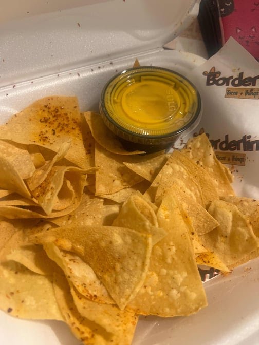 Borderline Tacos + Things by null