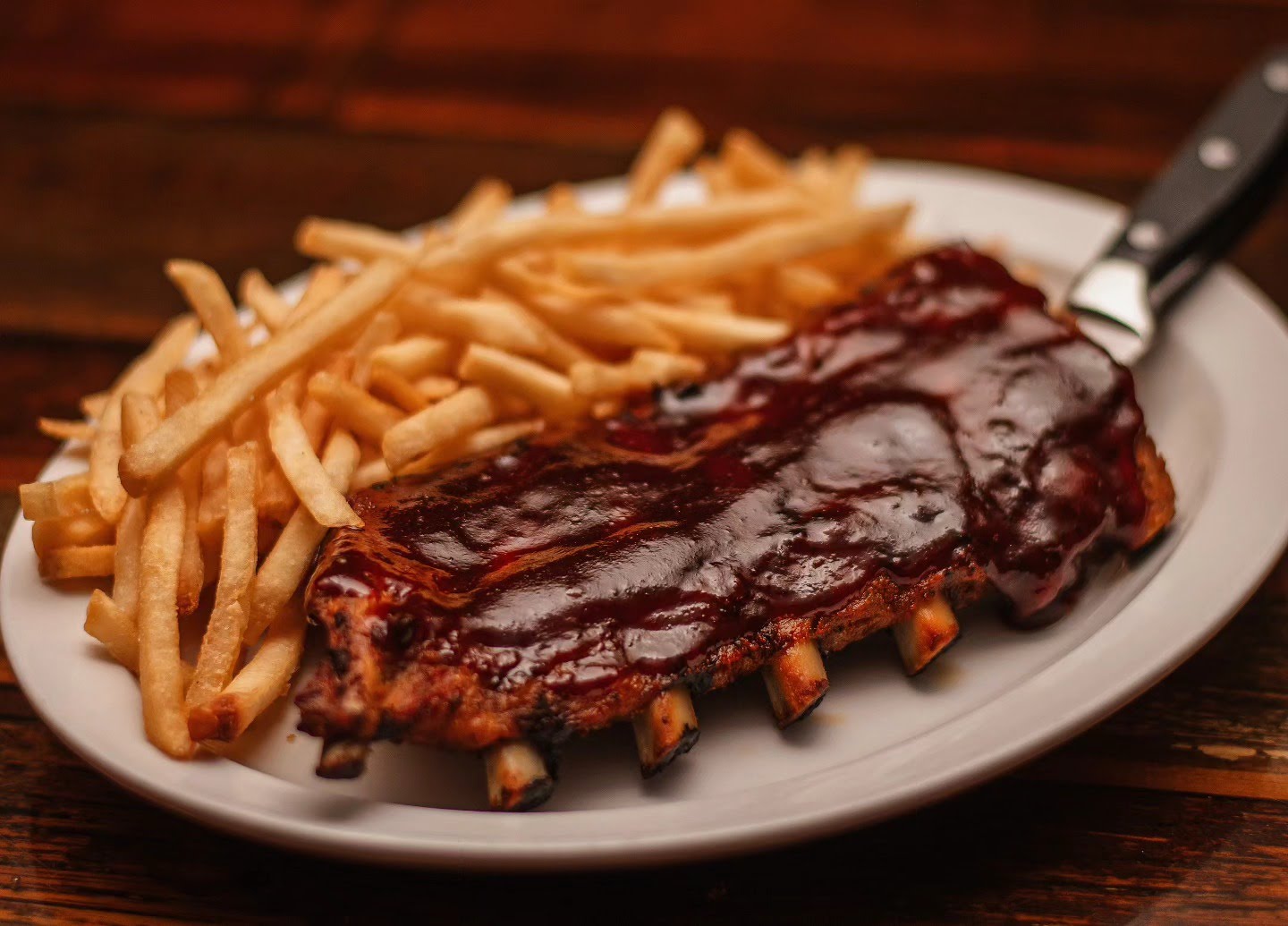 Fireside Restaurant & Lounge by null