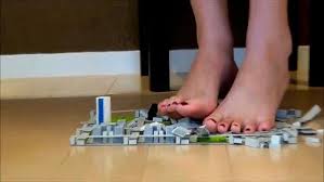 Giantess barefoot crush jpg x Giantess crush