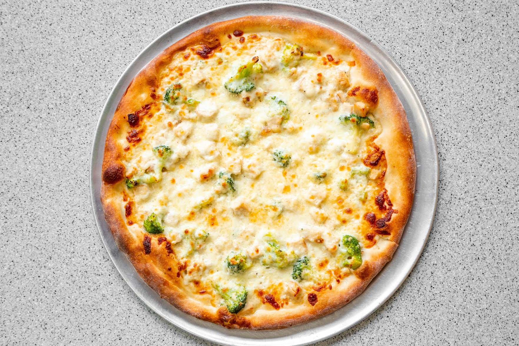 Pino's Pizza by null