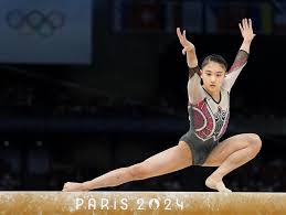 女子　体操|8位入賞の体操女子 団体、中村遥香は16歳73日で日本歴代5位、岸里奈は16歳311日で7位の若さで入賞【パリオリンピック】：中日スポーツ・東京中日スポーツ