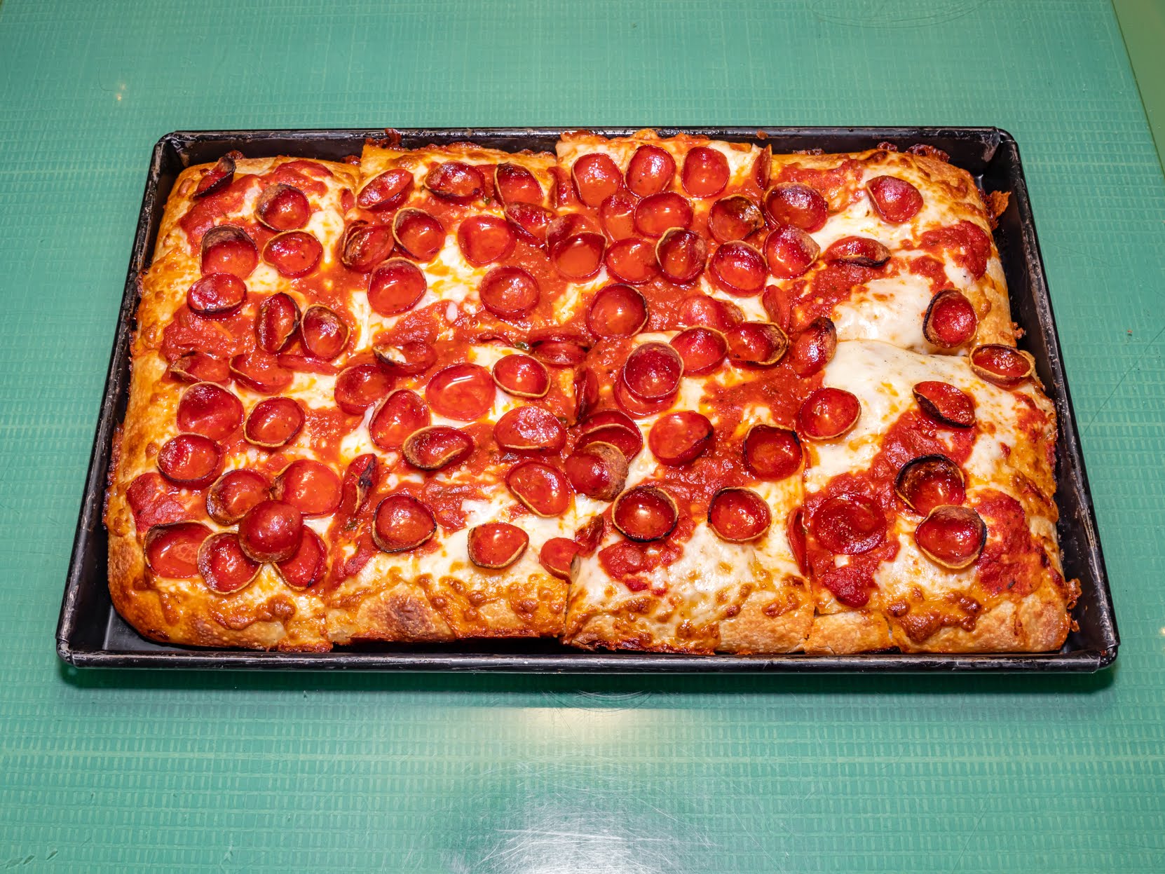 Side Piece Pizza by null