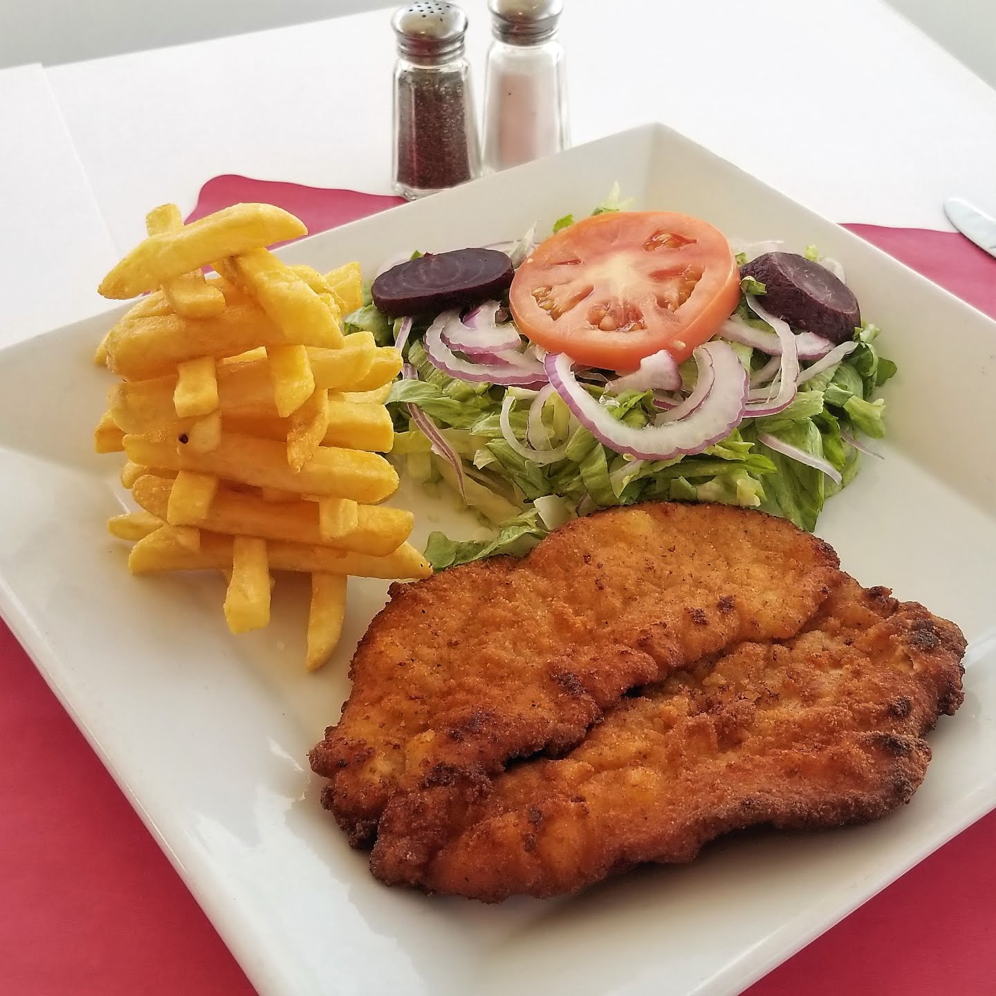 Mochica Restaurant by null