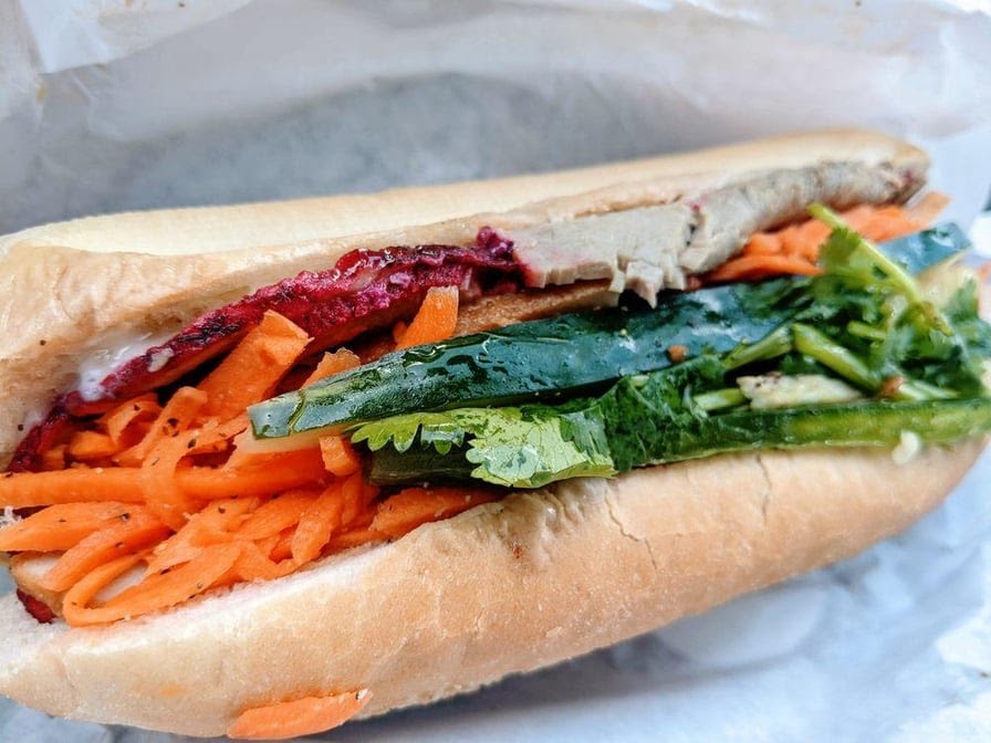 Oui Banh Mi by null