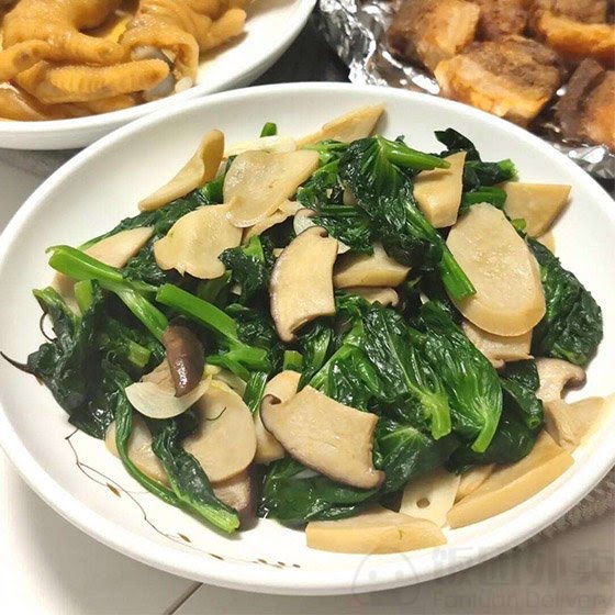 Chi's Congee & Noodle House by null