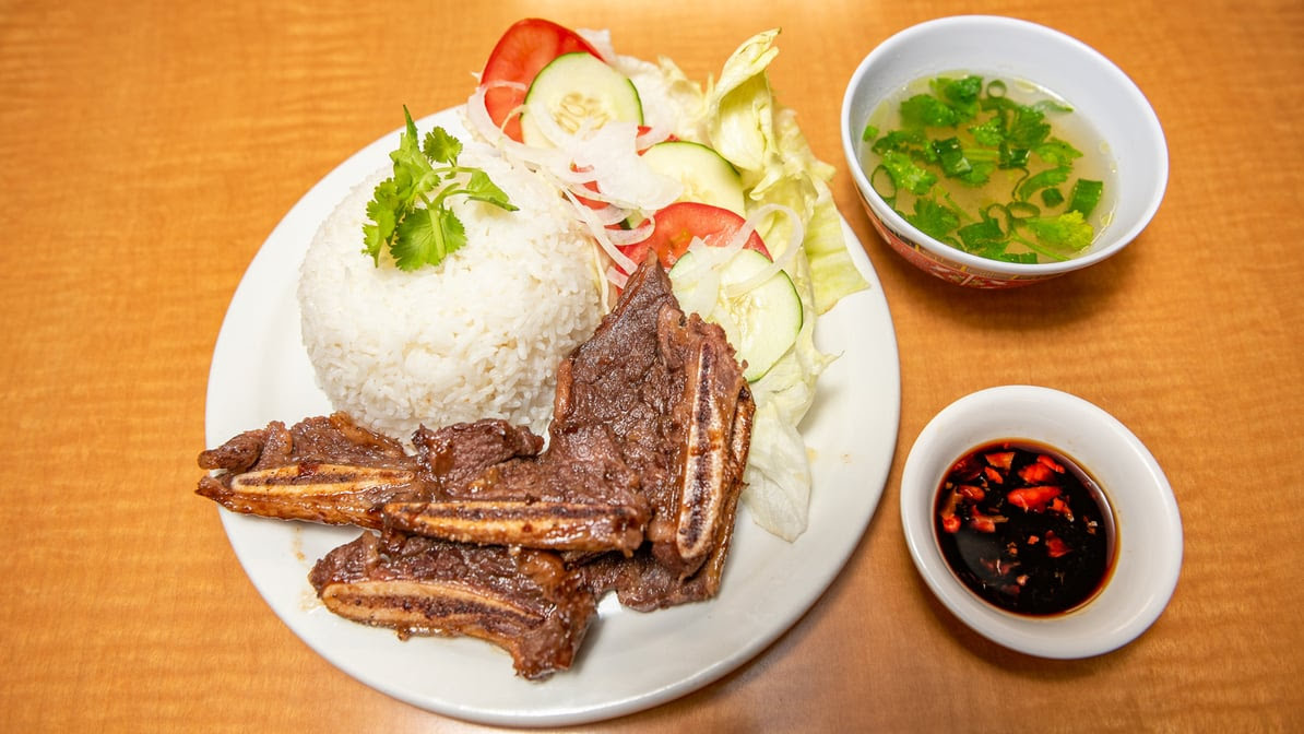 Phở Lee's Vietnamese Restaurant by null