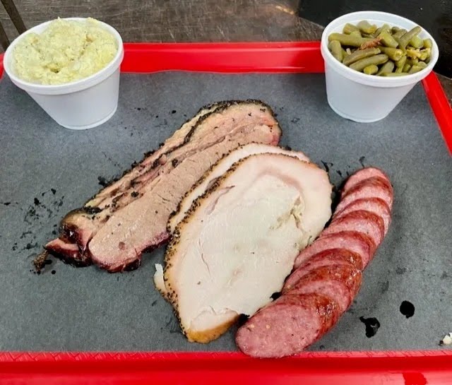 Dozier's BBQ by null