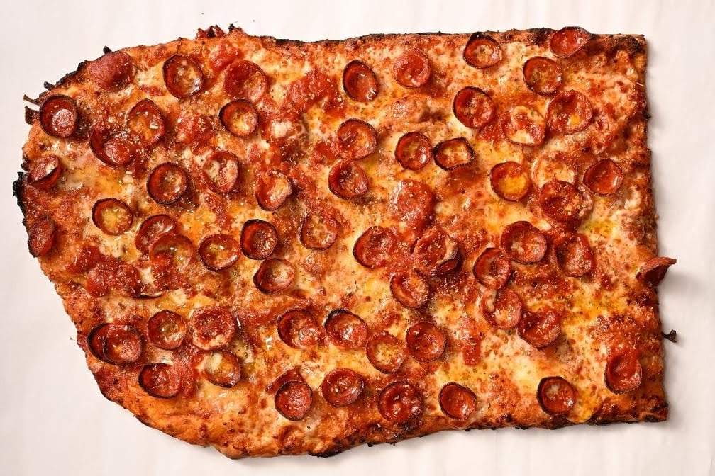 Triple Beam Pizza by null