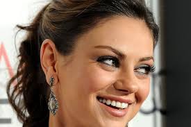 Natalie portman and mila kunis has hot kiss scene in new black swan movie video jpg x Mila kunis sex tape