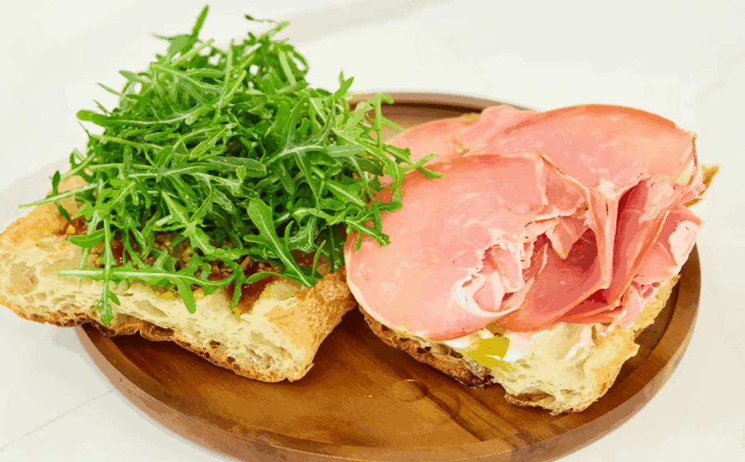 Sandcouch Cafe by null