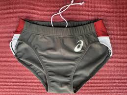 ブルマ中学生|少女たちの体育祭 写真集 鮫島琢磨 女子高生120人のときめき 三心堂出版社 中学生 ブルマ レオタード - アート、エンターテインメント