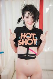 Lilyt fishball tout heure suicidegirls jpg x Fishball suicide nude