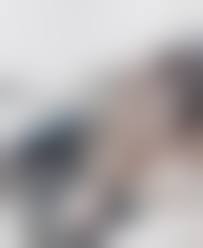 SNS 自撮り　エロ|作品「ボクの妹はSNSの裏アカウントで自撮りエロ画像をアップしまくり！？今日も部屋や風呂・トイレでエロいポーズで自撮り していて、ボクがこっそり覗いていたら見つかっちゃいました！怒るかと思ったらもっと注目されたいからとボクも強制参加でもっと過激な自撮り撮影 ...