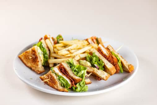 Andrew's American Pizza Kitchen by null