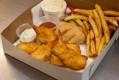 Rooster's BBQ Deli by null