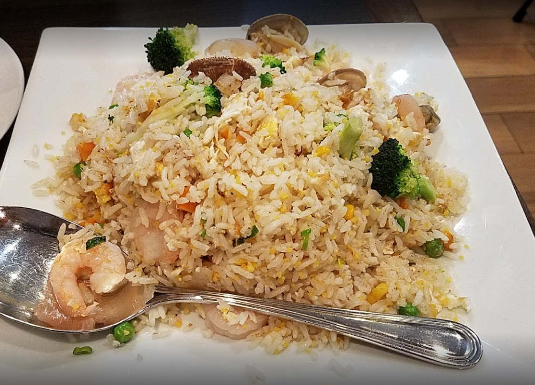 Reren Lamen & Bar by null