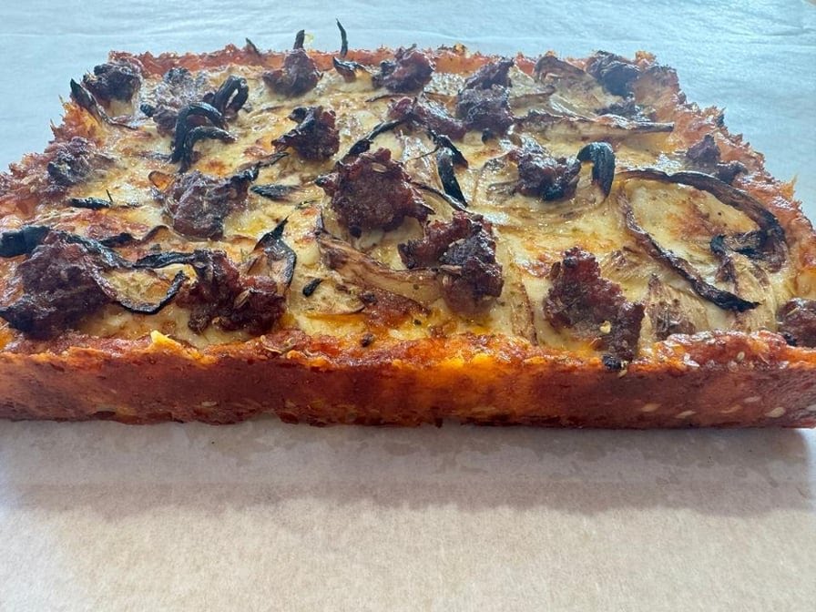 Triple Beam Pizza by null