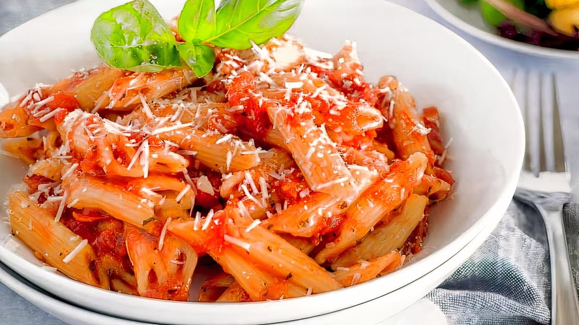 Pasta Pomodoro by null