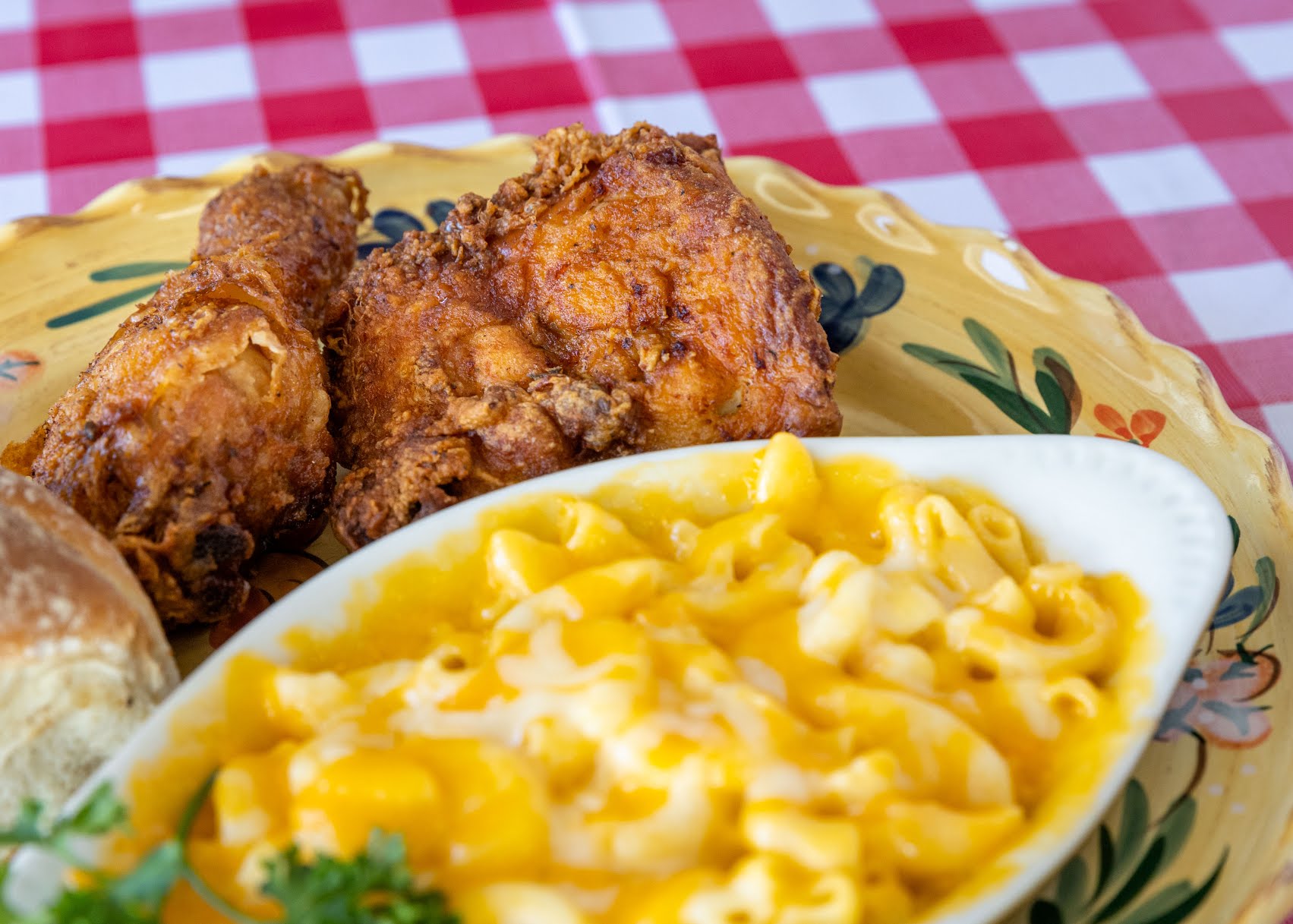 Dinah's Chicken Glendale by null