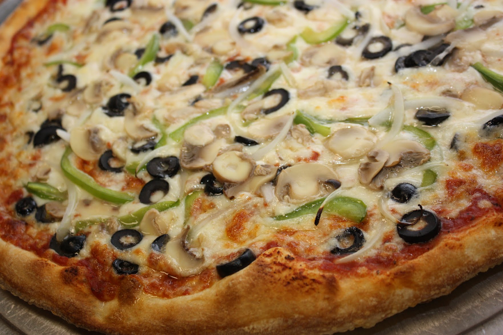 Mama's Pizza by null