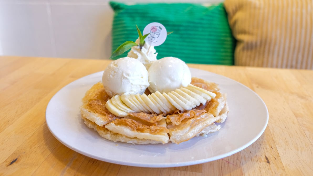 Na Ya Dessert Cafe by null