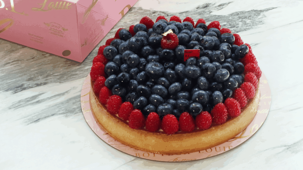 Bottega Louie WEHO by null