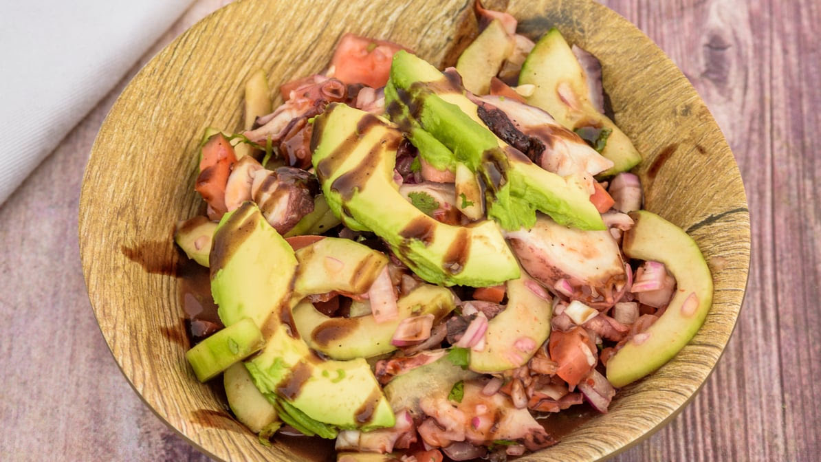 Mariscos & Birria El Prieto by null