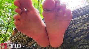 Very close exploration of the feet of your giantess nicoletta jpg x Giantess feet pov
