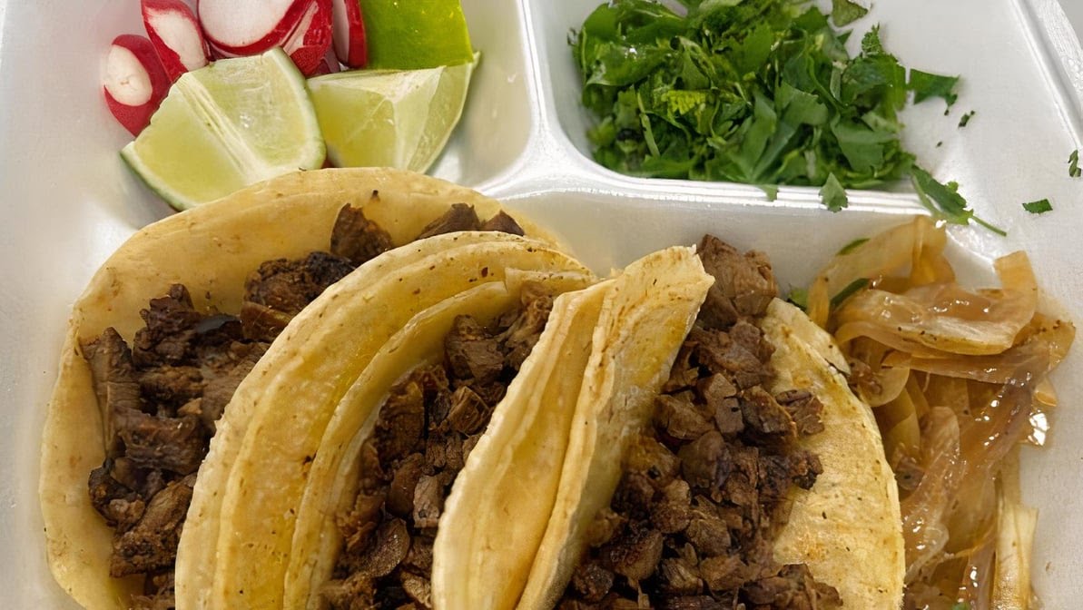 L.A. TACOS by null