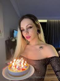 Coco lovelock gets for birthday surprise mobile porno videos movies jpg x Blonde birthday party