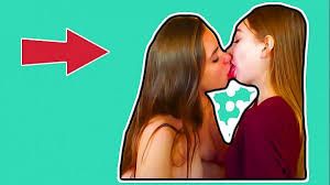College kissing girl on girl jpg x College girls kissing