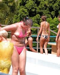 Micro bikini voyeur jpg x Bikini voyeur