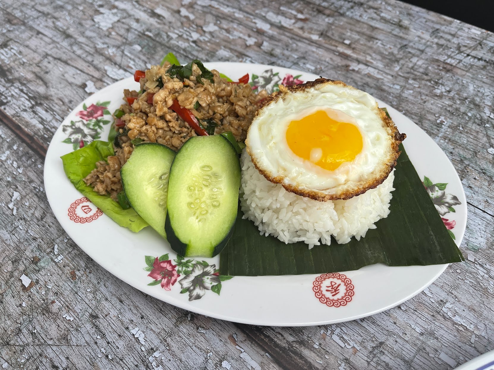 Good Gai's on Oakdale by null