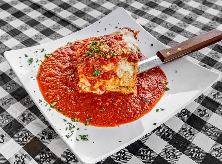 La Gondola Italian Restaurant and Pizzeria by null