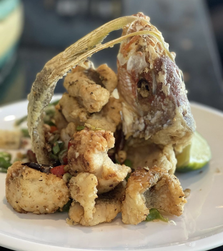 Colonial Kitchen and Bar by null