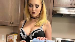  Голый icdn.ru girls.com'|Женщины в одних колготках, мужчины в трусах и голые тела. Чем удивляли  гости и дизайнеры на Неделе моды в Париже?: Внешний вид: Ценности: Lenta.ru