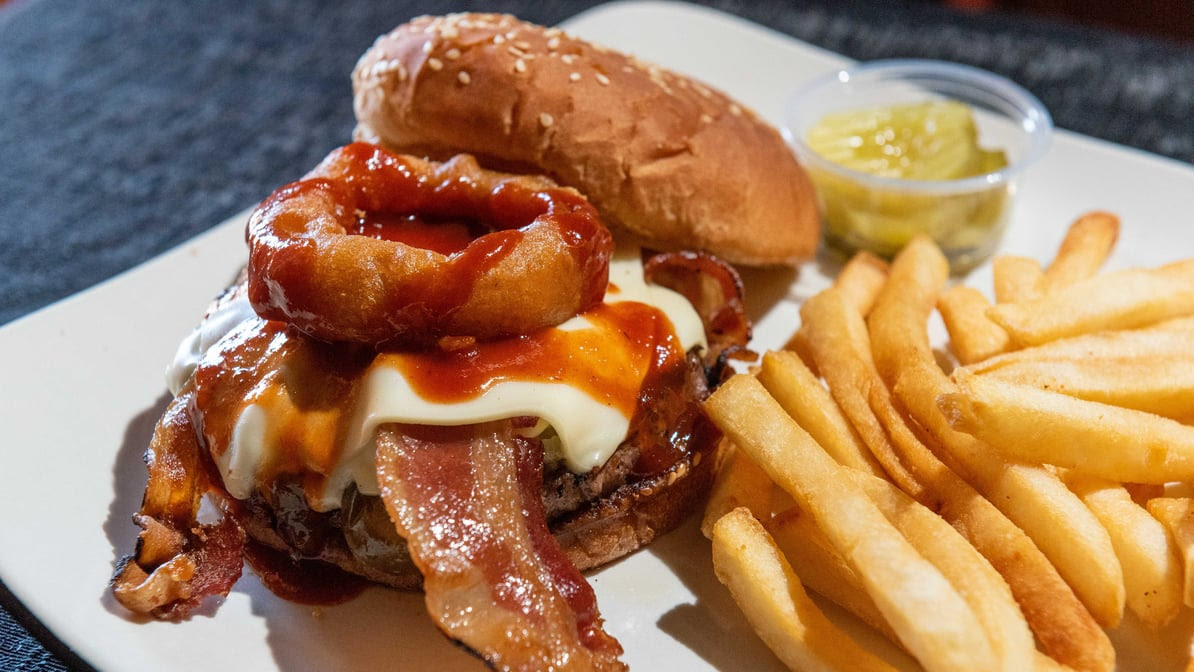The Plate Bar & Grill by null