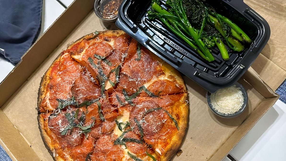 Pie 314 Everyday Eatery by null