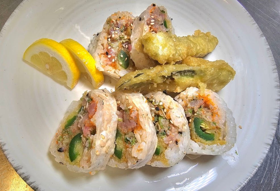 Kiiro Sushi Izakaya by null