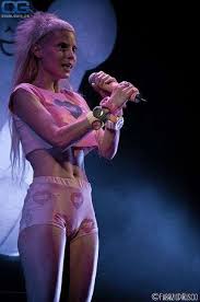 Yolandi visser boobs jpg x Yolandi visser