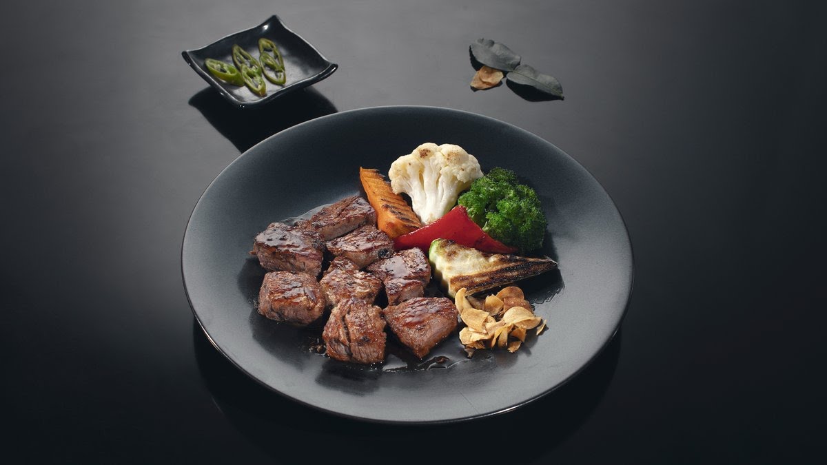 Umami at Clouds by null