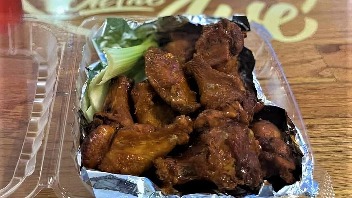 Bar on the Ave by null