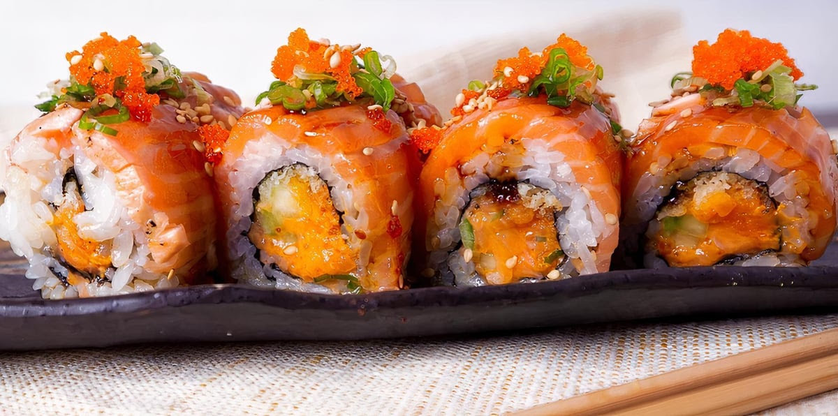 Yamazaru Sushi & Sake by null
