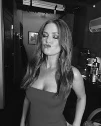 Isla fisher free pics galleries more at babepedia jpg x Isla fisher